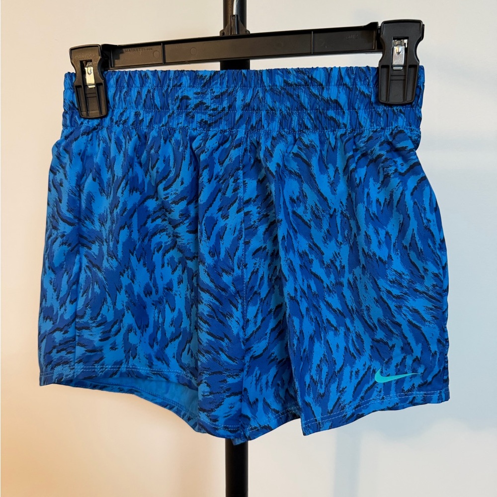 Nike One Kids Athletic Dri-FIT Shorts (Girls)